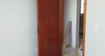  Apartamento com 2 dormitórios LO 149
